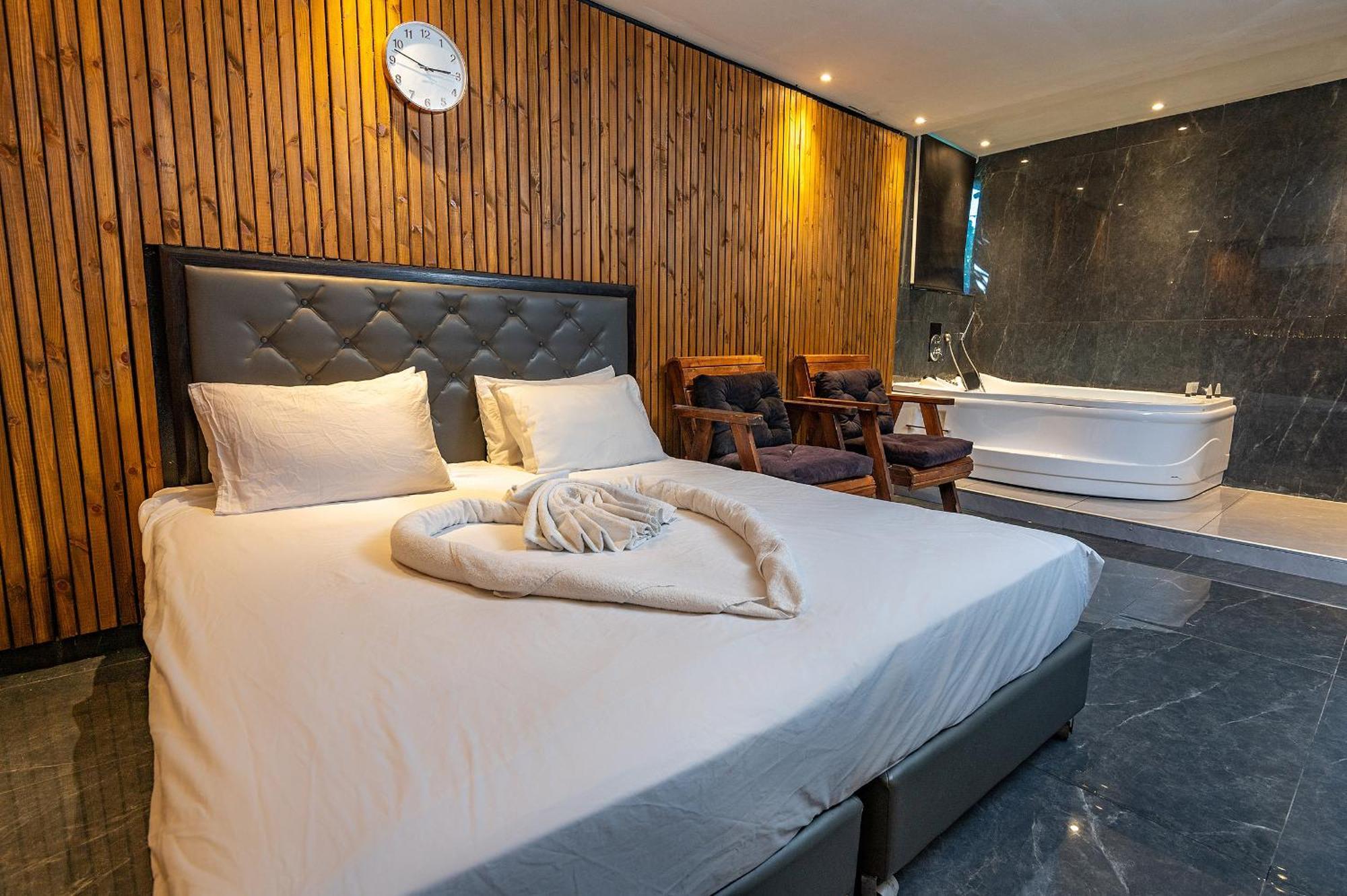 Lago Suites Hotel Jeruzsálem Kültér fotó