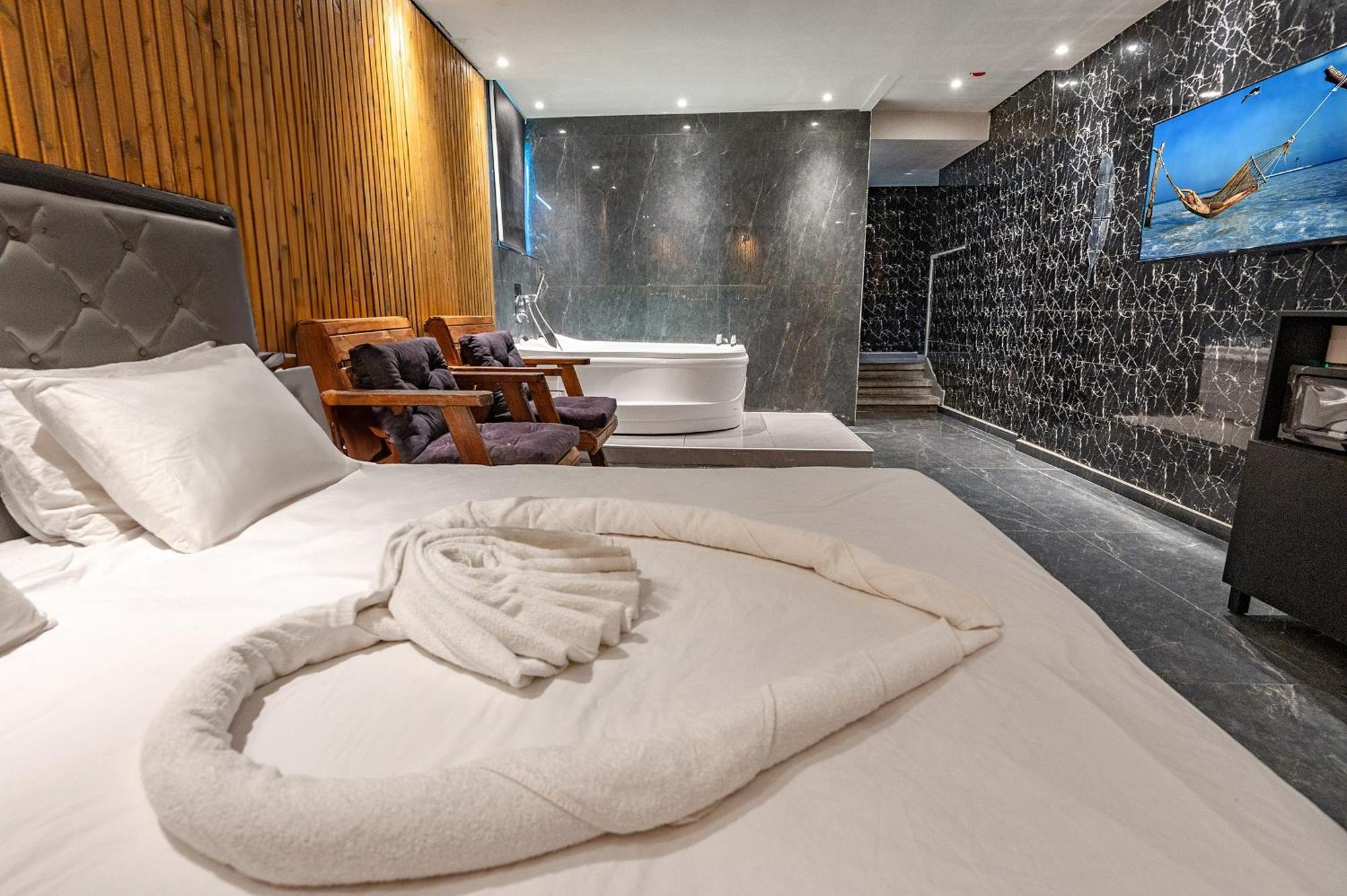 Lago Suites Hotel Jeruzsálem Kültér fotó